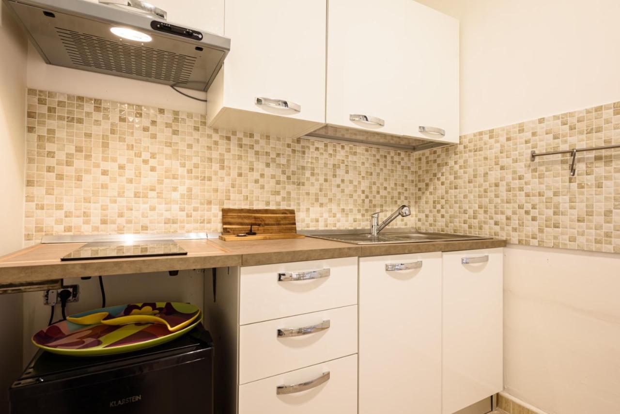 Apartment Via San Giovanni In Porta 34 Naples