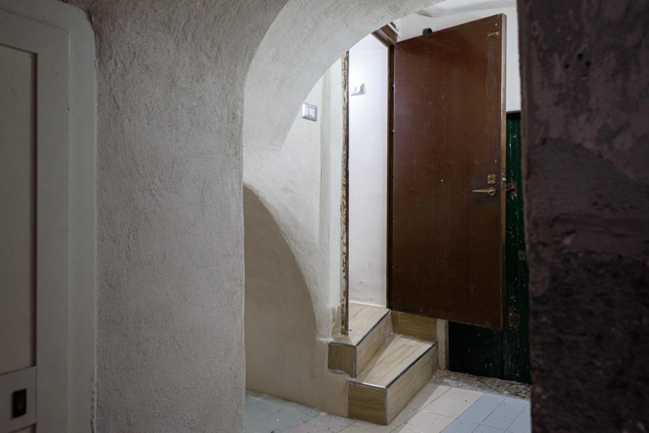 Via San Giovanni In Porta 34 Apartment Naples